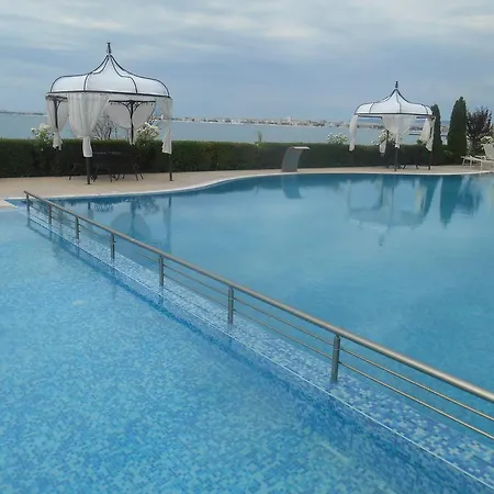 Owners In Royal Bay Apartahotel Sveti Vlas